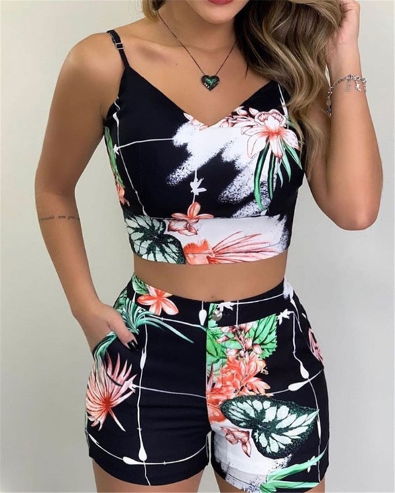 Summer Women Fashion 2-piece Outfit Set Sleeveless Print Top and Shorts Set for Ladies Women Party wear